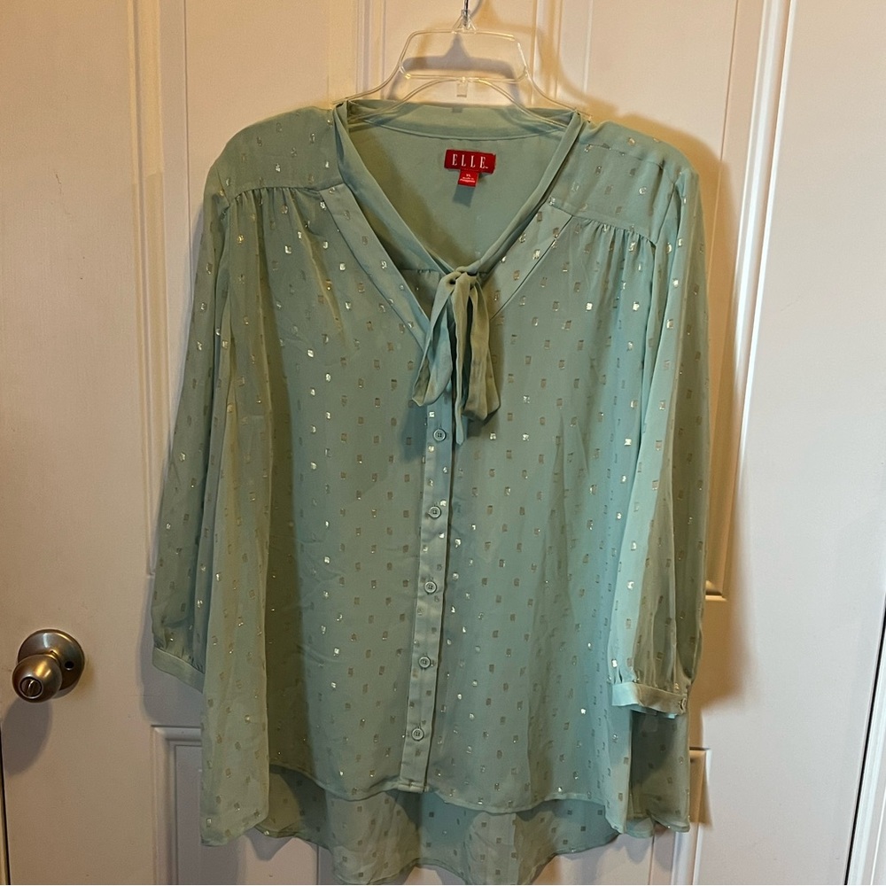 Elle Mint Blouse